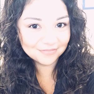 Meet your Posher, Bernadette